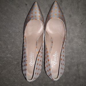 Charles David Gray Pointed-Toe Heels with Gold Diamond Pattern